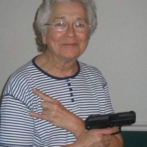 Meet your Posher, Lily